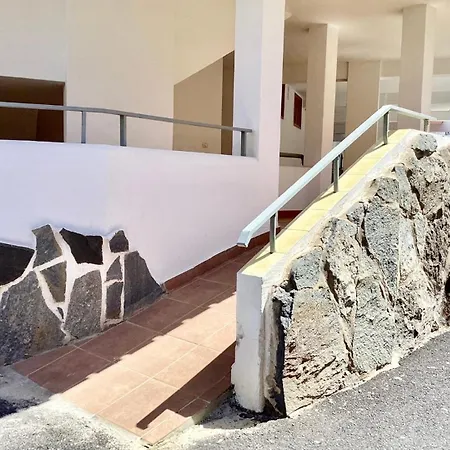 Cristianos Vistas Al Mar Y Cerca De La Playa Appartement