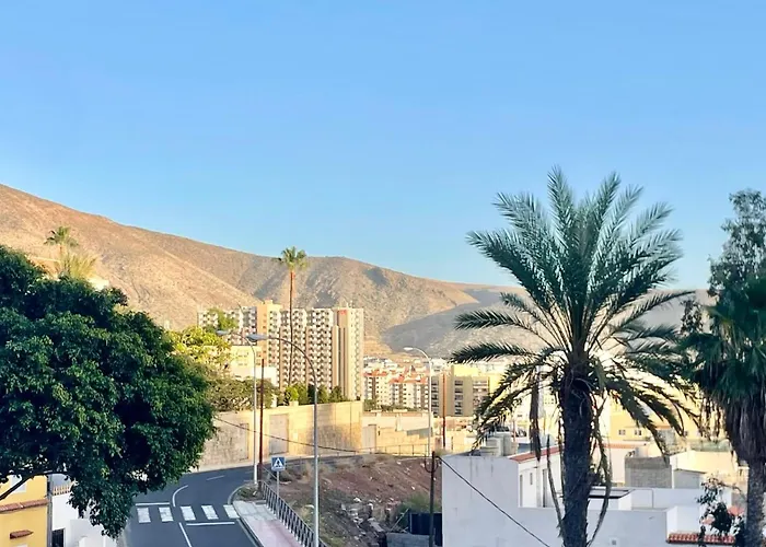 アパート Cristianos Vistas Al Mar Y Cerca De La Playa