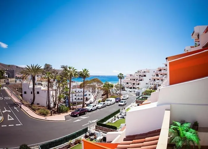 Cristianos Vistas Al Mar Y Cerca De La Playa * ロスクリスティアーノス